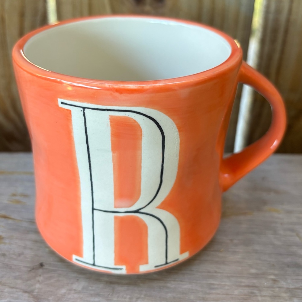 Anthropologie Hand Painted Orange Monogram Coffee Mug Initial “R” Size 16oz